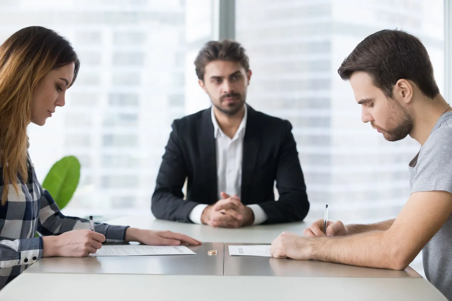 How EH Mediation Guides Couples Toward Fair and Balanced Outcomes Peterlee